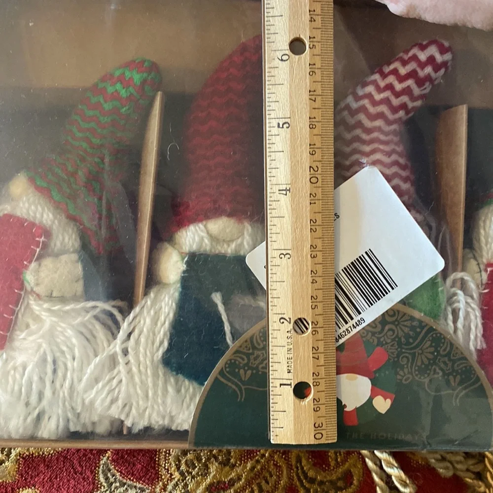 Gnome garland